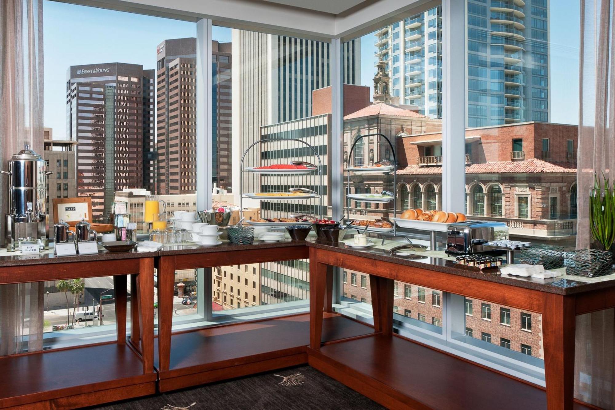 The Westin Phoenix Downtown Экстерьер фото